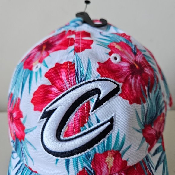 Cleveland Cavaliers Hat Cap Strap Back Tropical Floral 47 Clean Up NBA Womens - Picture 2 of 12